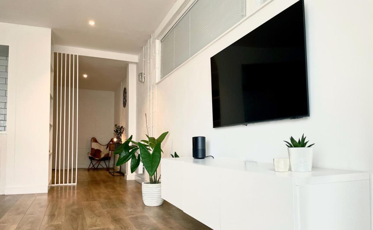 Spacious Industrial Style Apartment London Bagian luar foto